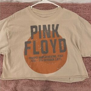 Cropped t shirt